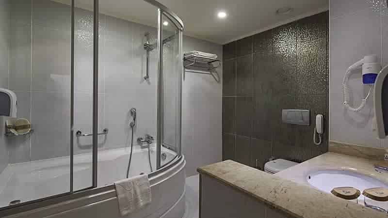 Crystal Palace Luxury Resort & SPA